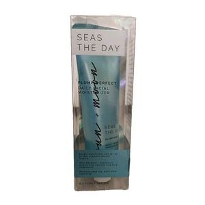 Sun + Moon Seas The Day‎ Plump Perfect Daily Facial Moisturizer 5.1 fl oz